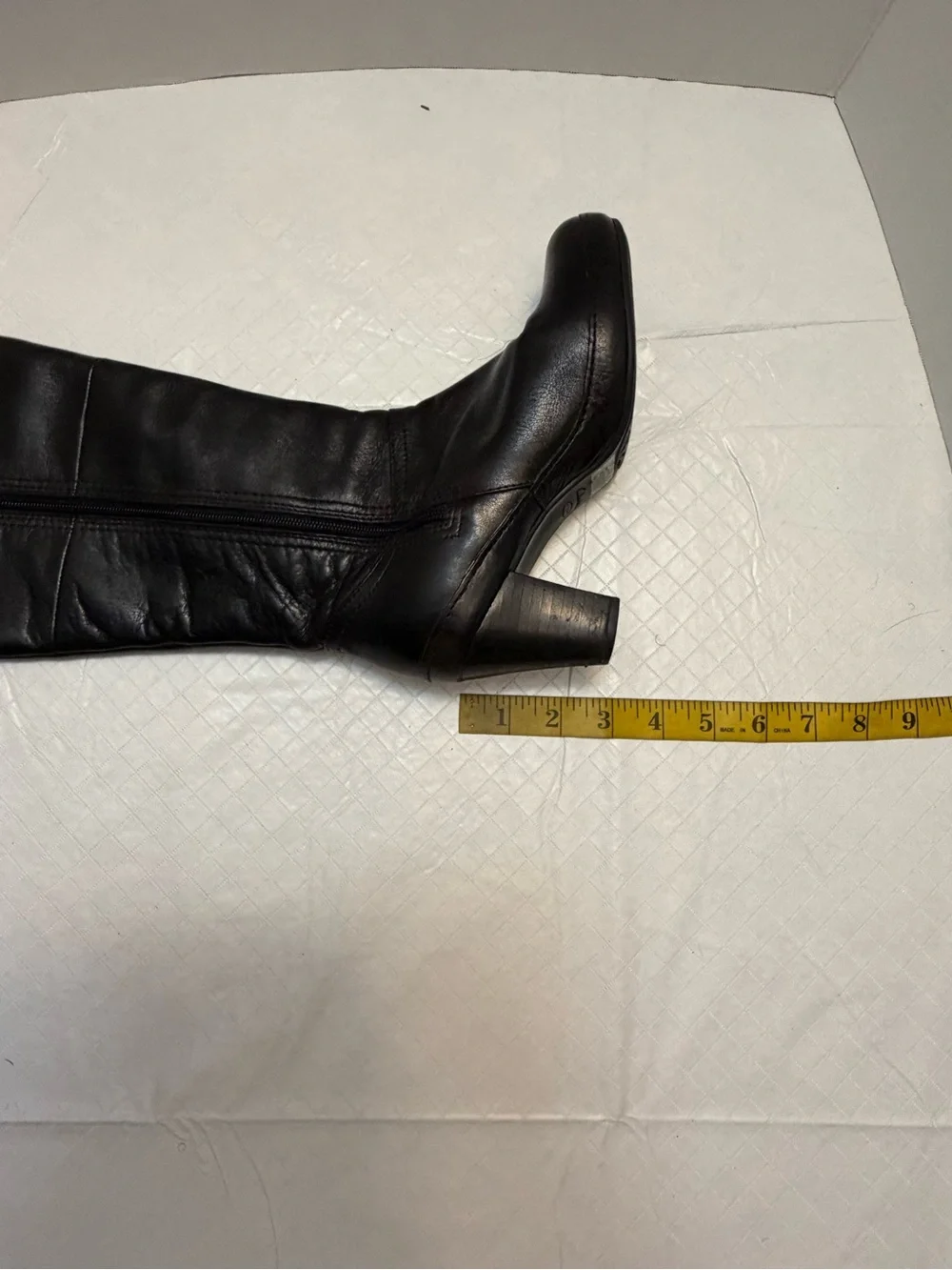 Clarks Black Over-the-Knee Leather Boots Side Zip Refined Toe Size 7